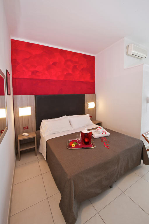 Hotel Garden Cattolica Kamer foto