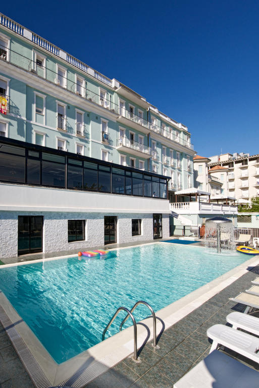 Hotel Garden Cattolica Buitenkant foto