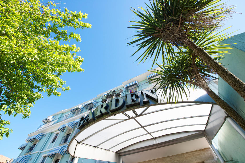 Hotel Garden Cattolica Buitenkant foto